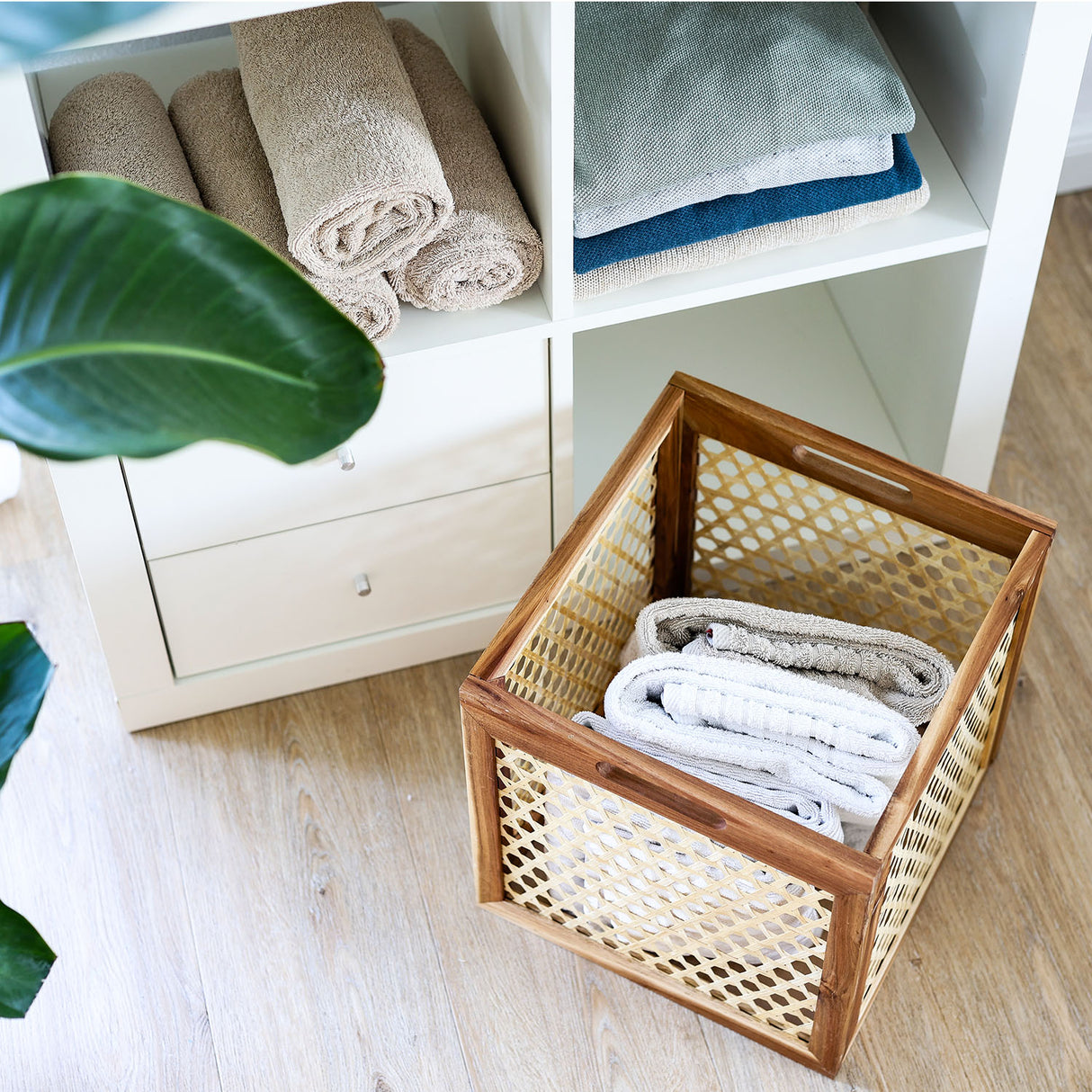 Kallax Rattan Korb mit Wiener Geflecht und Holzrahmen, 32 x 34 x 32cm Kallax Einsatz Clutter Cover